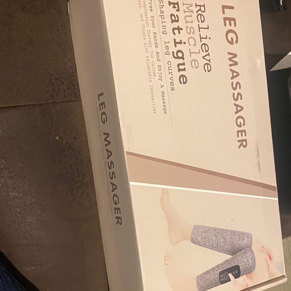 Leg Massager with Adjustable Intensity - Gray